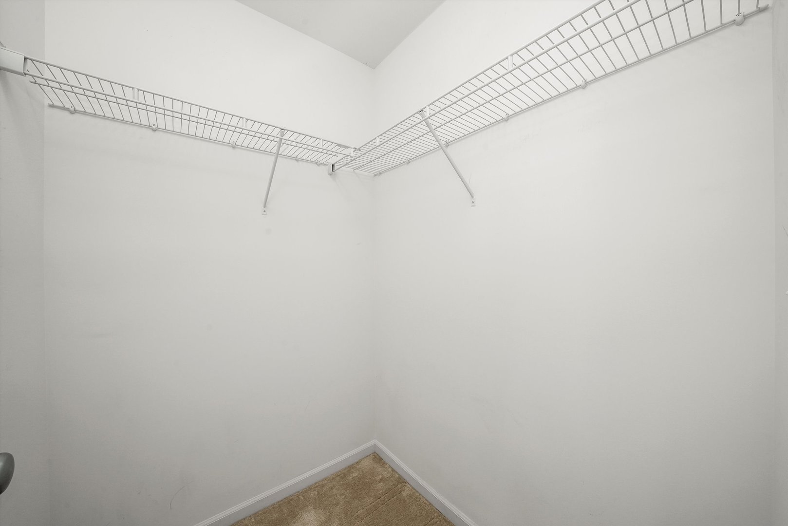 485 S Jade Lane, Round Lake, IL 60073