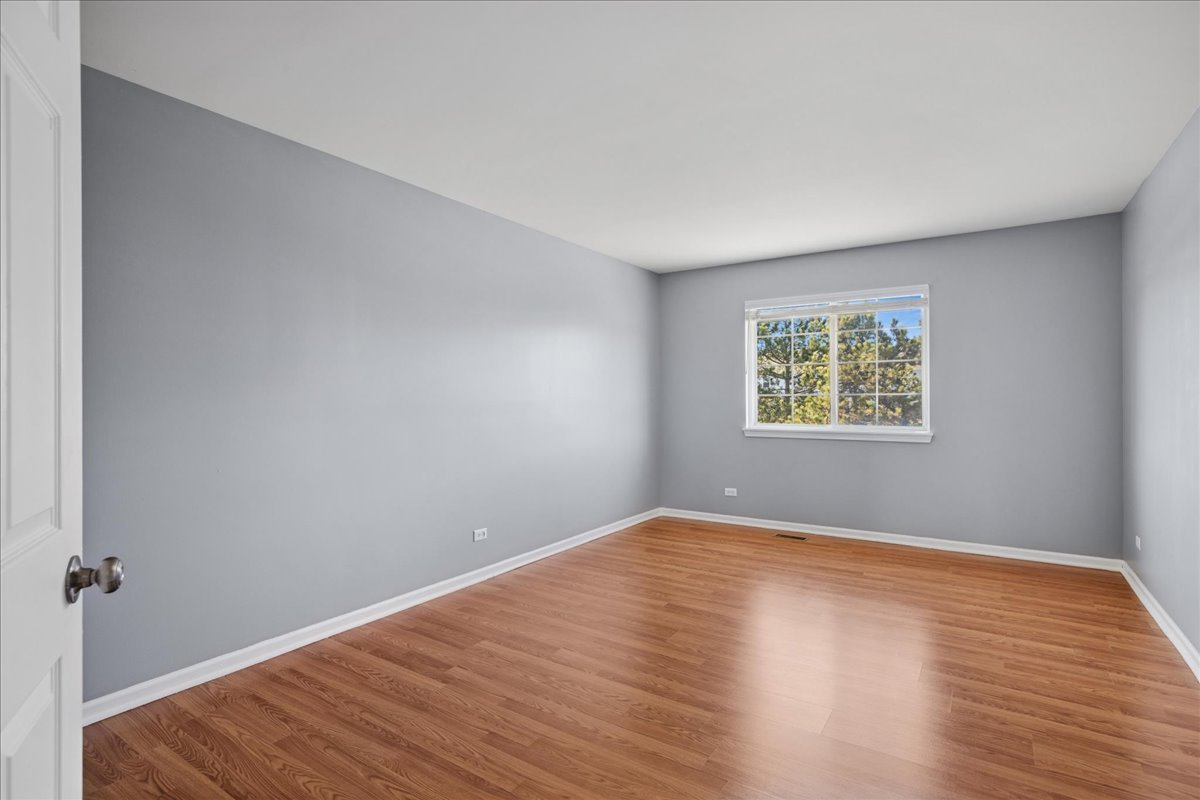 1480 Tudor Drive, Mundelein, IL 60060