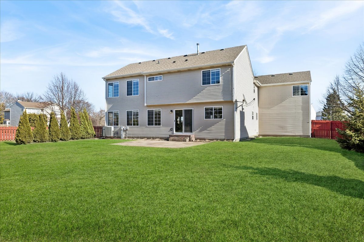 1480 Tudor Drive, Mundelein, IL 60060