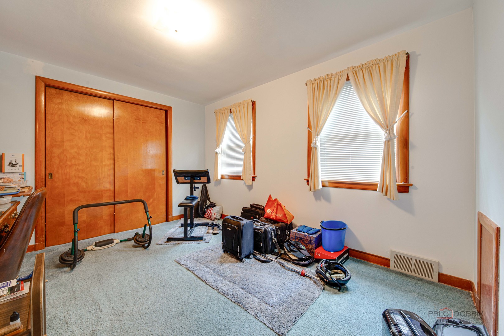 7523 W CLEVELAND Street, Niles, IL 60714