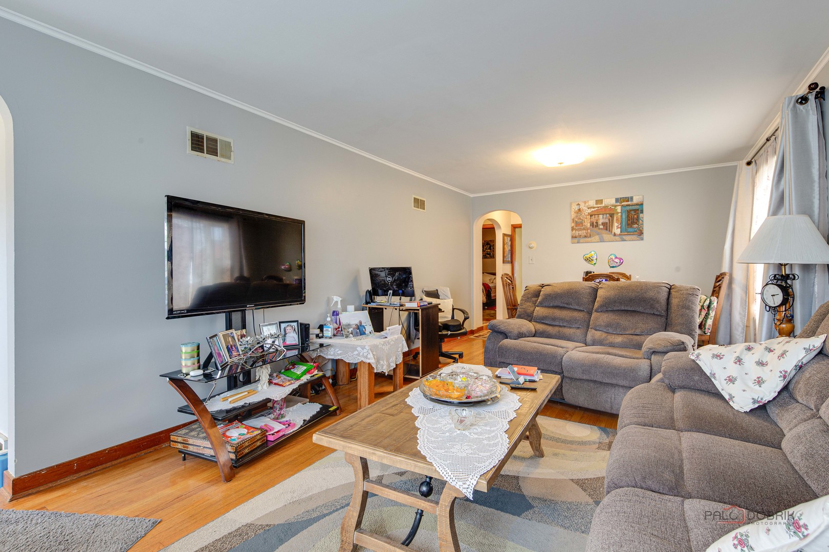 7523 W CLEVELAND Street, Niles, IL 60714