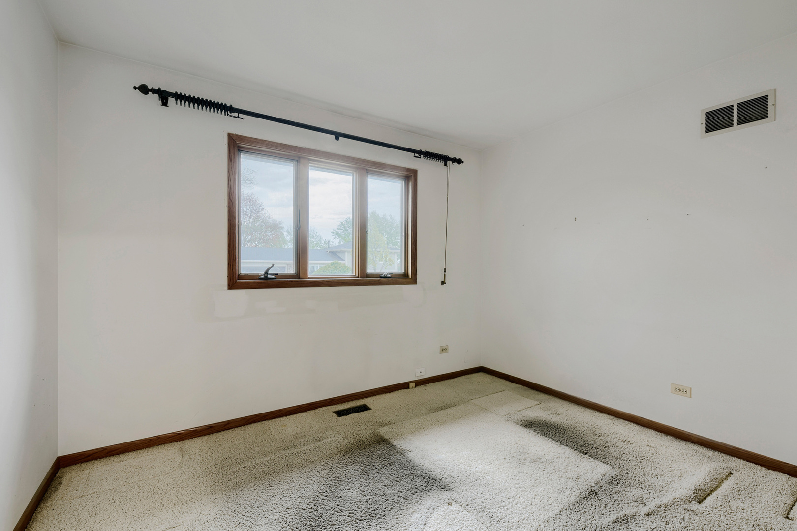 Schaumburg, IL 60193