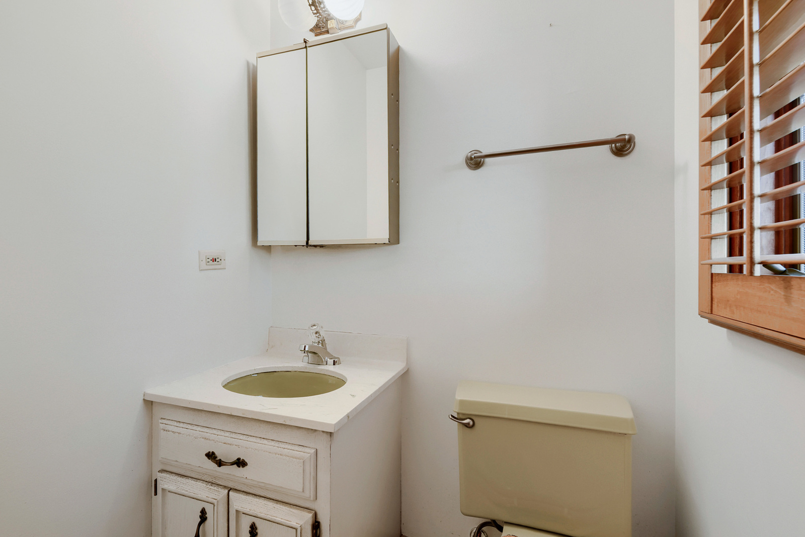 Schaumburg, IL 60193