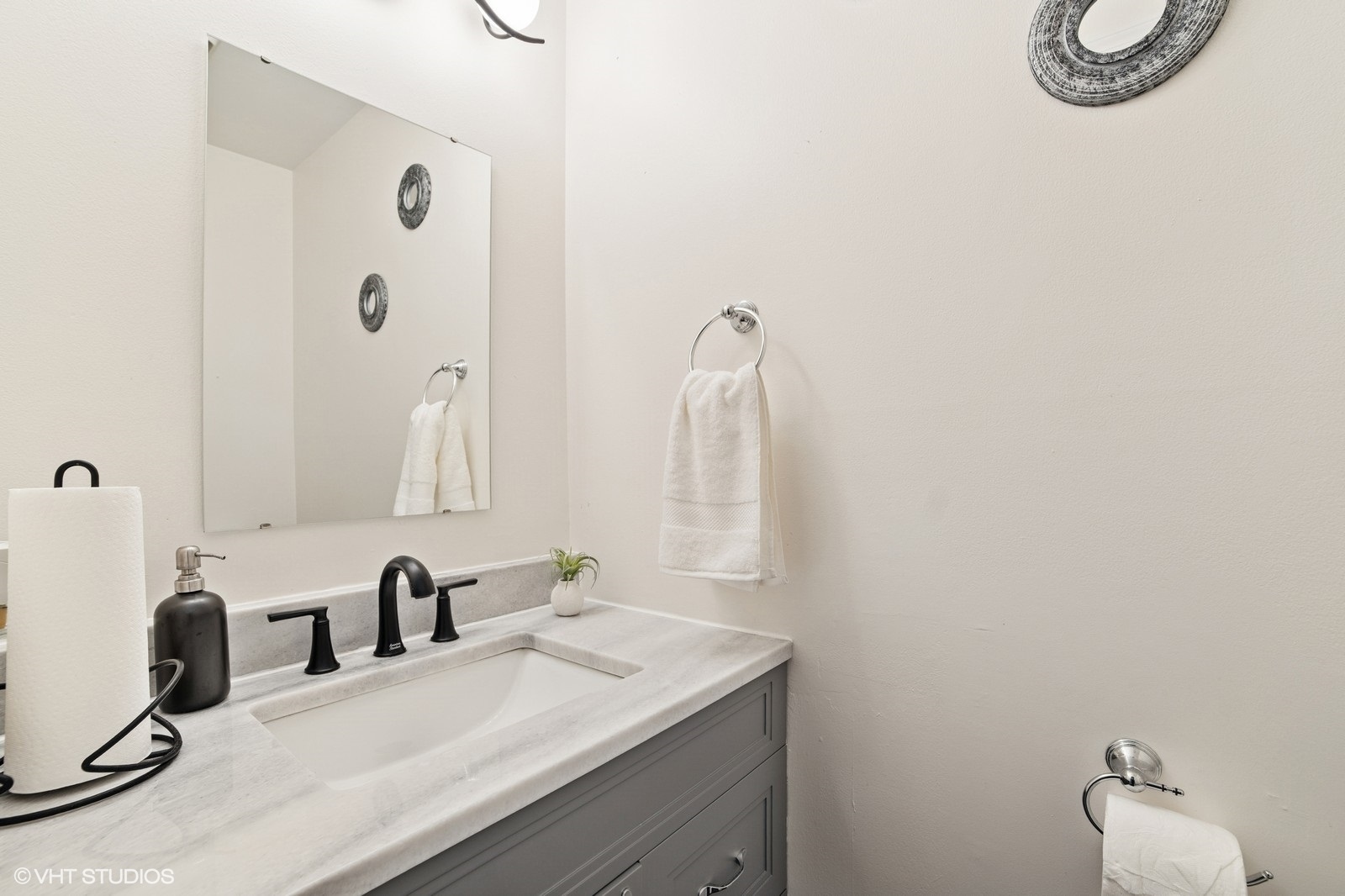 Streamwood, IL 60107