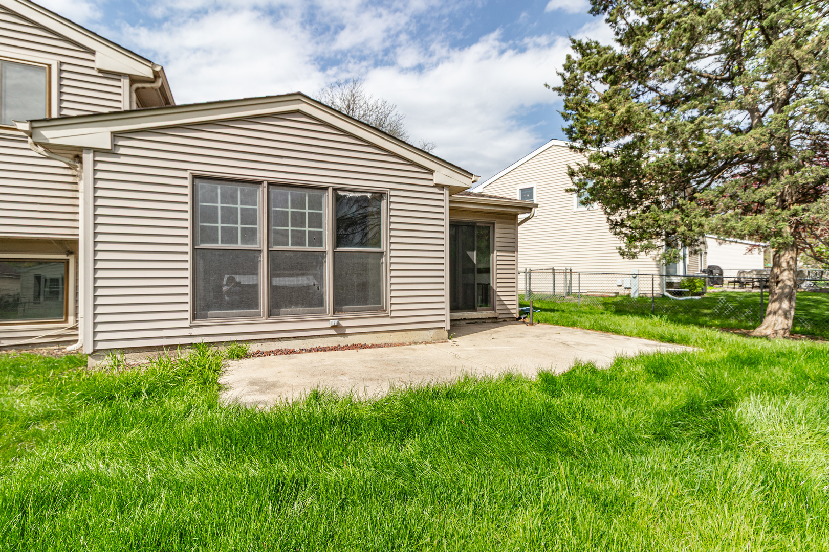 809 Thornton Lane, Buffalo Grove, IL 60089