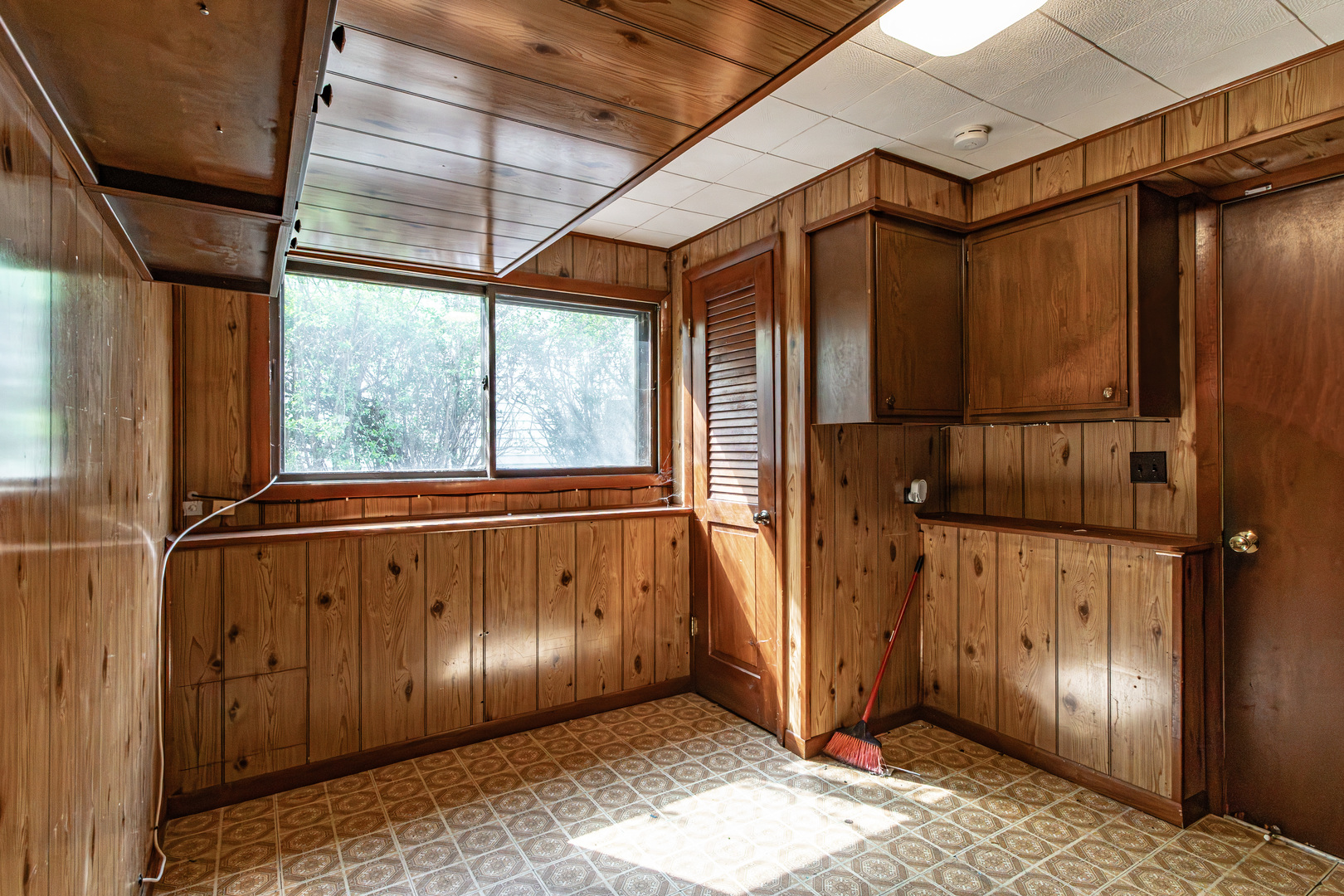 809 Thornton Lane, Buffalo Grove, IL 60089