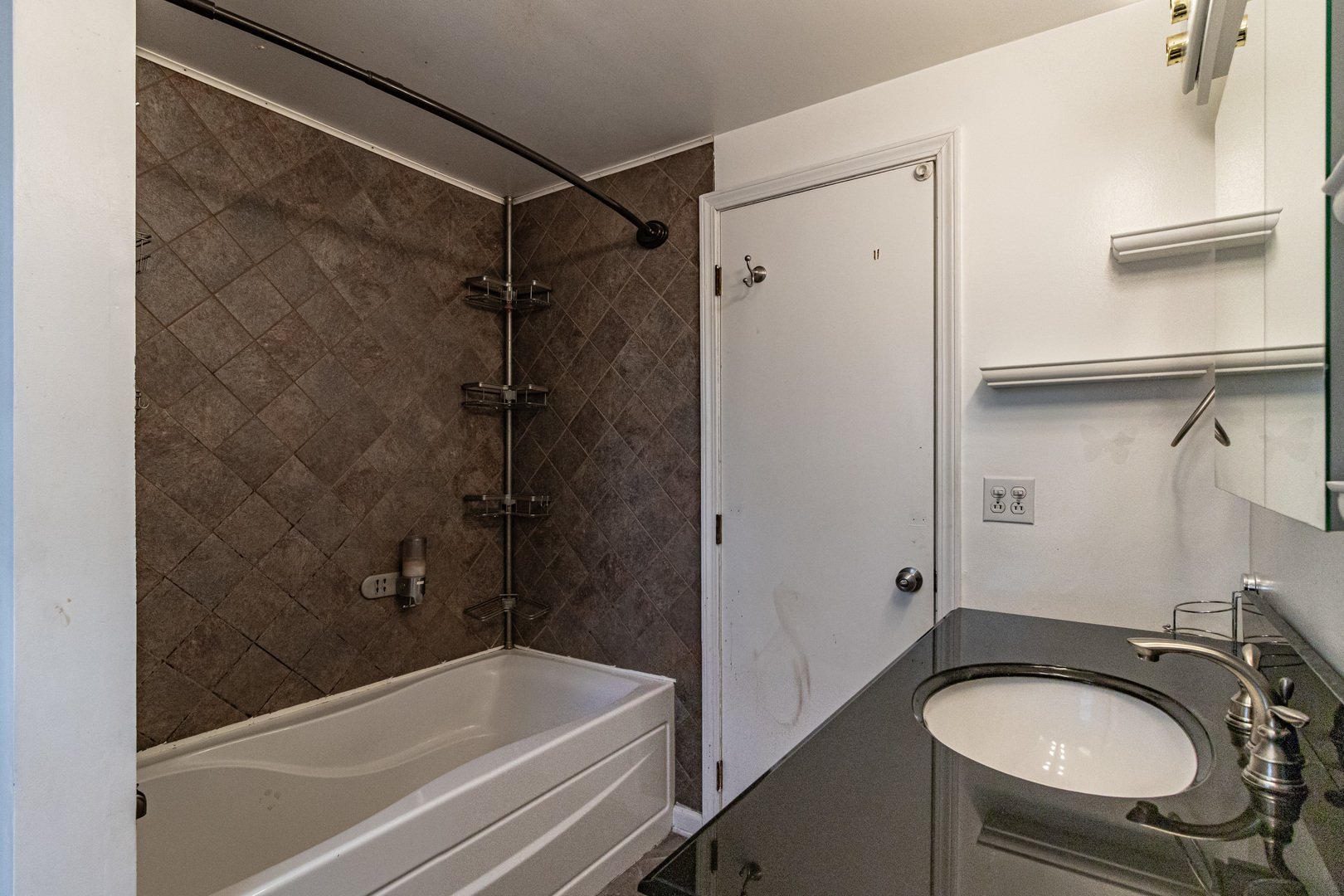 809 Thornton Lane, Buffalo Grove, IL 60089