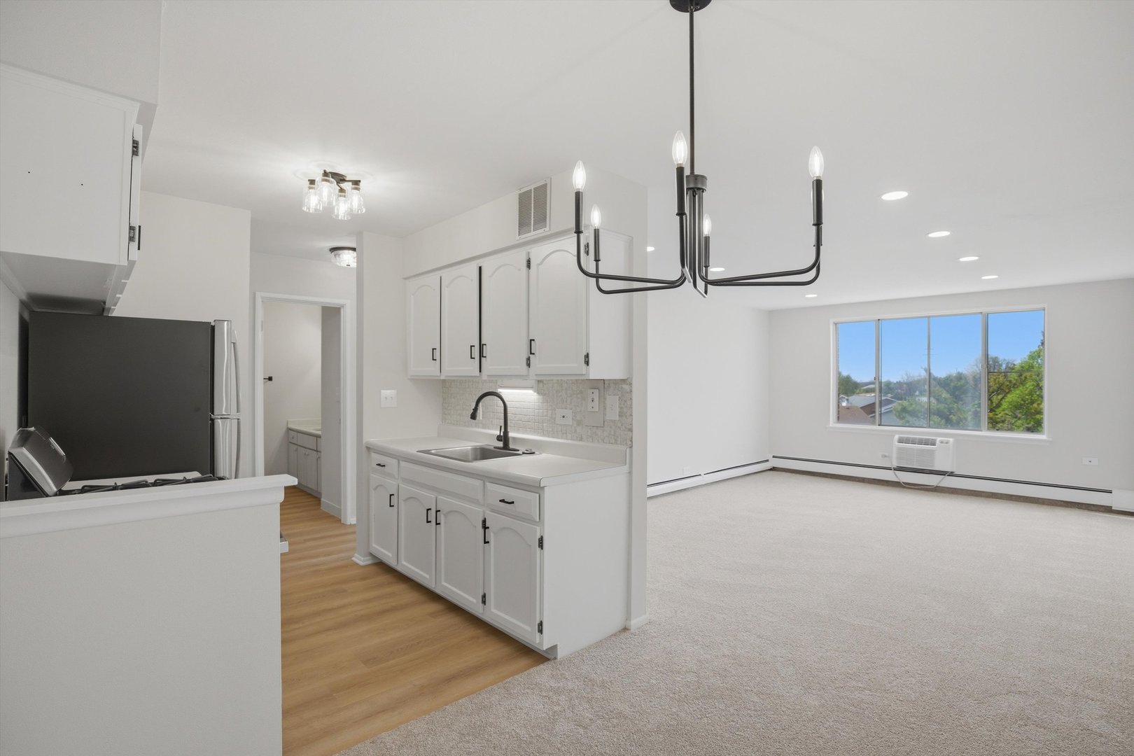 Hoffman Estates, IL 60169