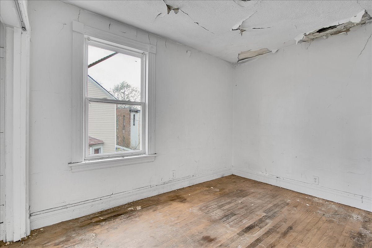 912 W 87th Street, Chicago, IL 60620