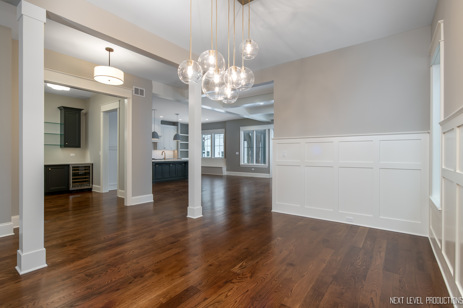664 N Webster Street, Naperville, IL 60563