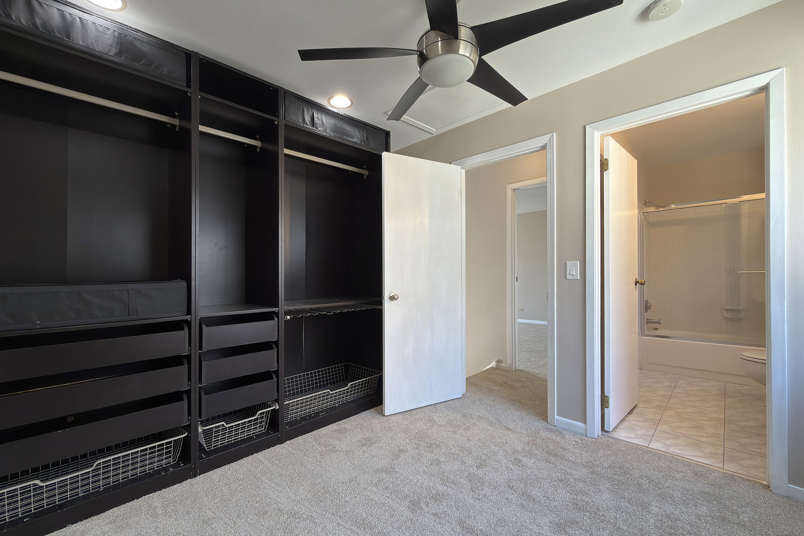 Buffalo Grove, IL 60089