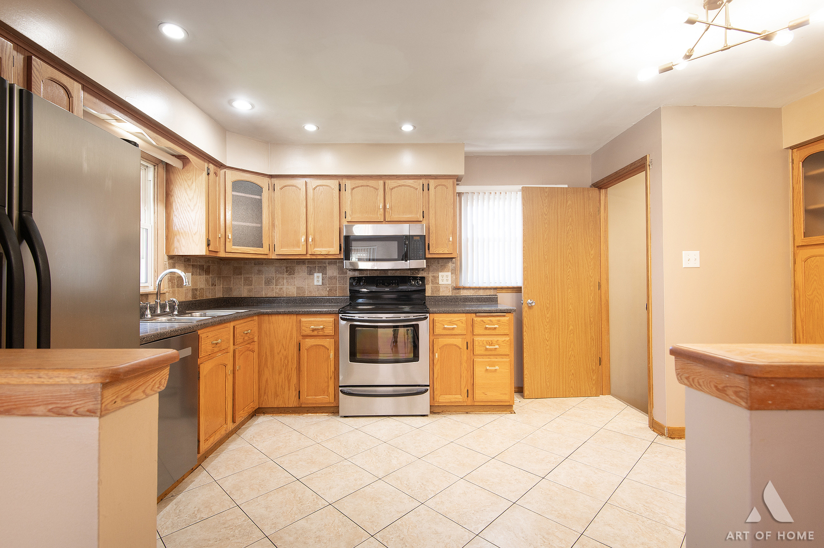 Hickory Hills, IL 60457