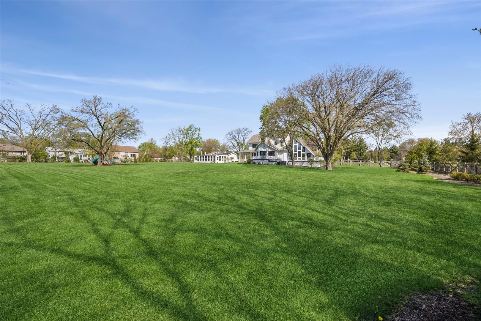 Burr Ridge, IL 60527