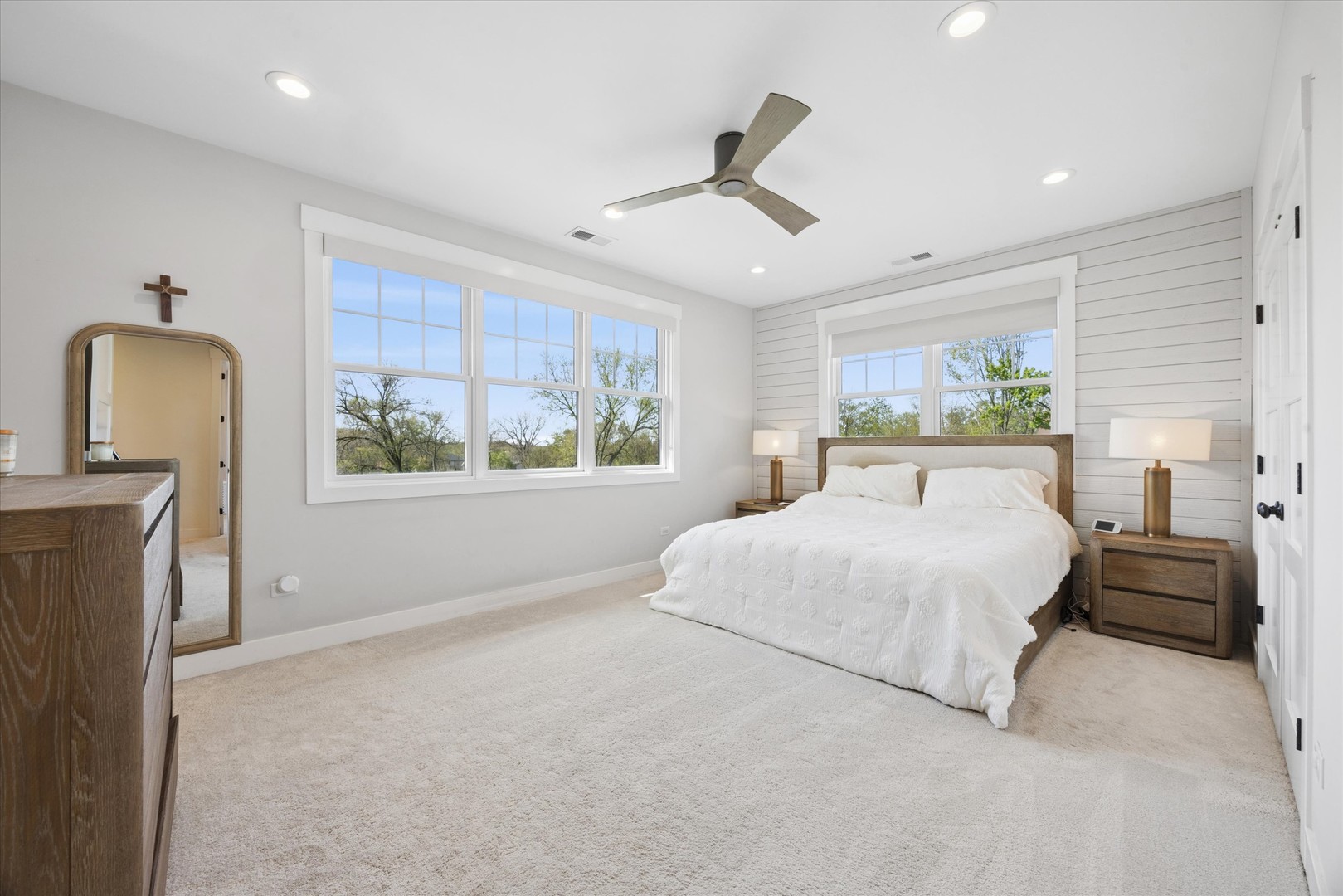 Burr Ridge, IL 60527