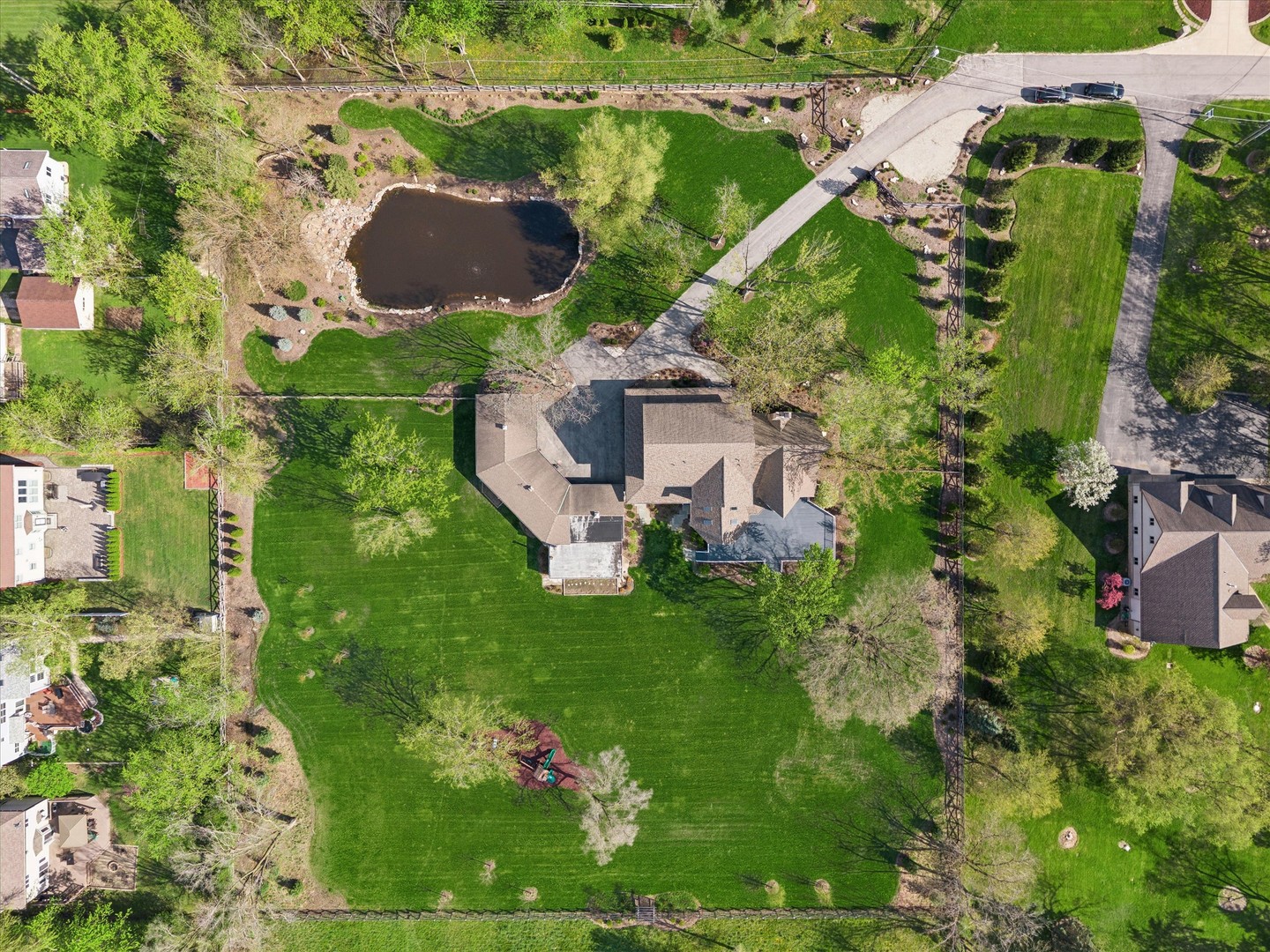 Burr Ridge, IL 60527