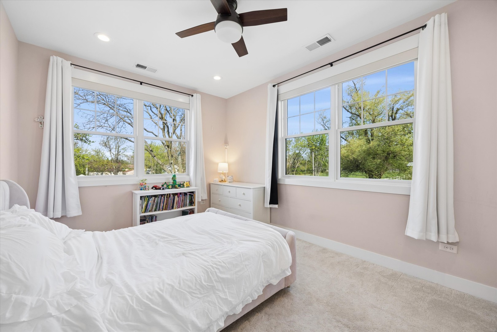 Burr Ridge, IL 60527