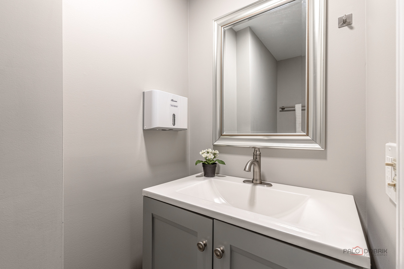 Hoffman Estates, IL 60010