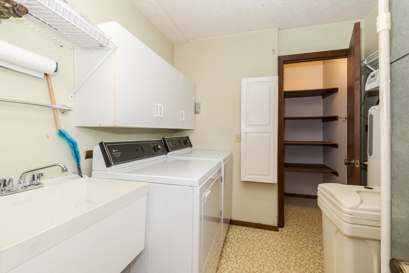 37 Crystal Court #A-1, Pontiac, IL 61764