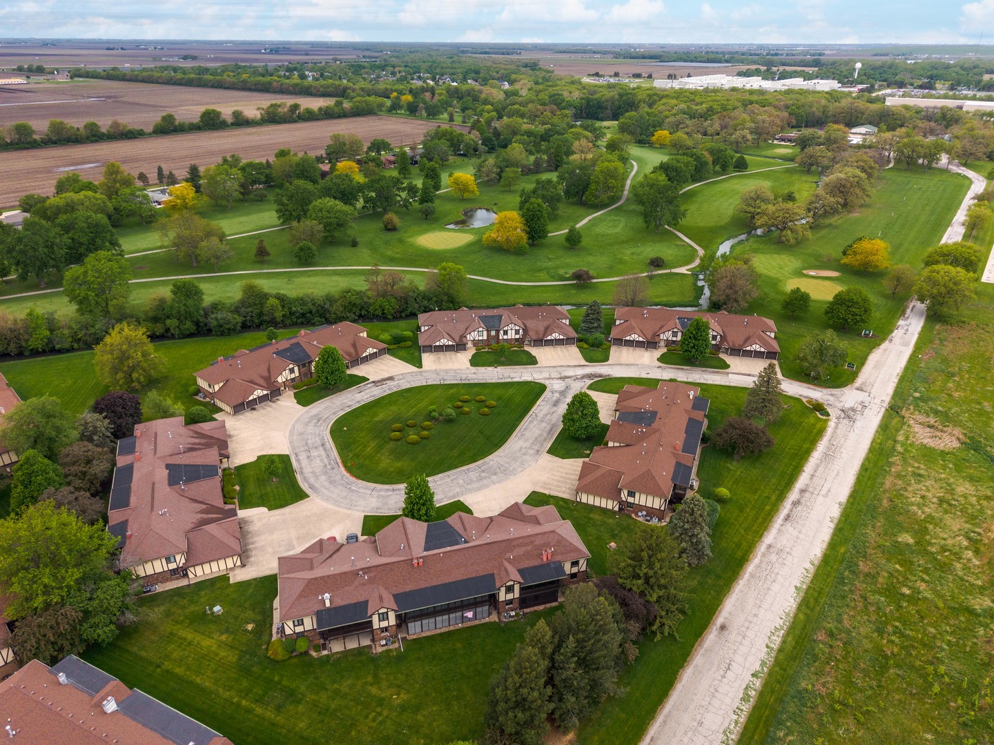 37 Crystal Court #A-1, Pontiac, IL 61764