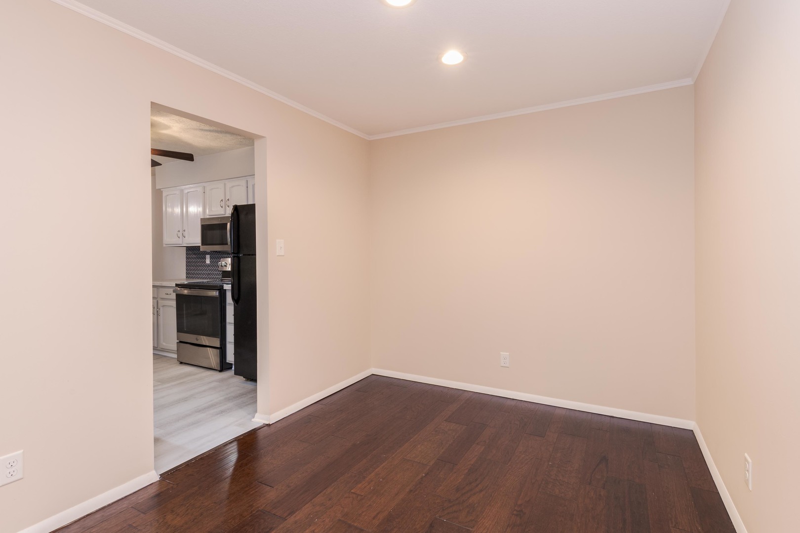 37 Crystal Court #A-1, Pontiac, IL 61764