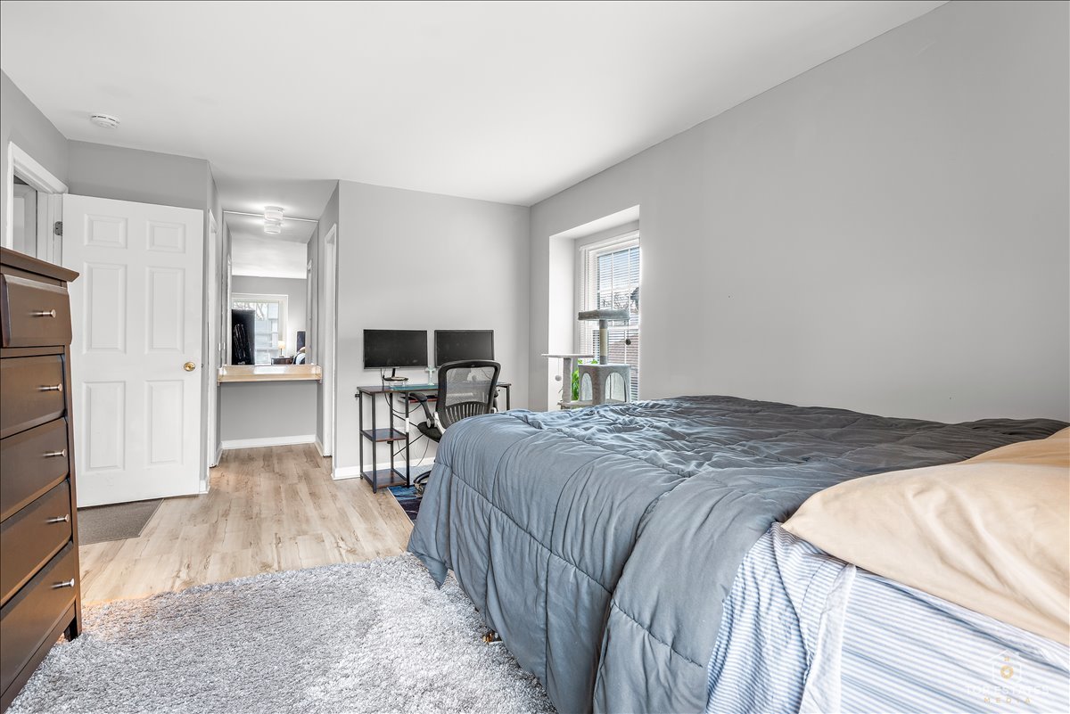 1228 INVERRARY Lane #21D, Palatine, IL 60074