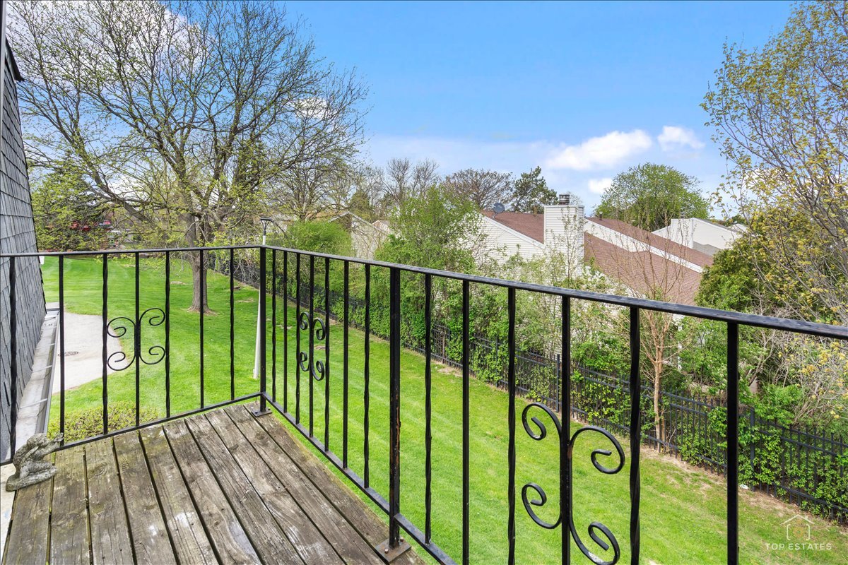 1228 INVERRARY Lane #21D, Palatine, IL 60074