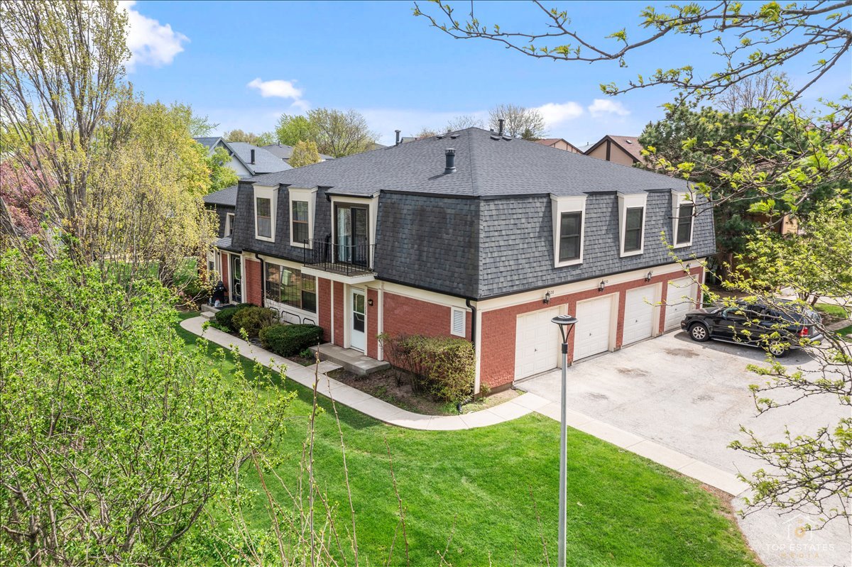 1228 INVERRARY Lane #21D, Palatine, IL 60074