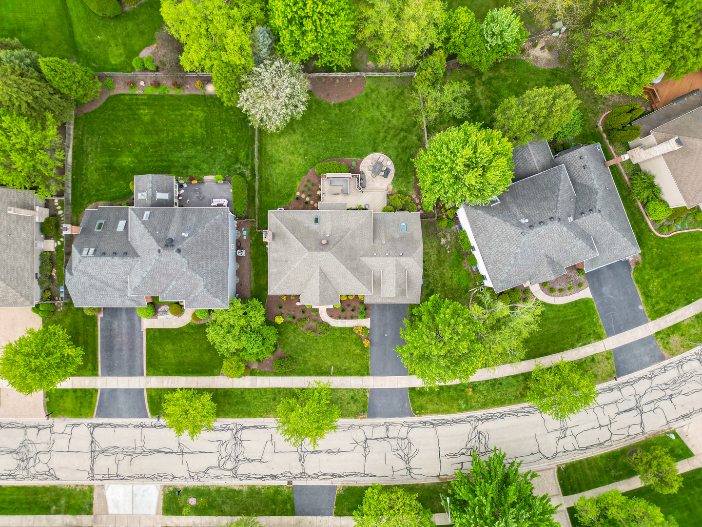 2689 Fox River Lane, Naperville, IL 60565