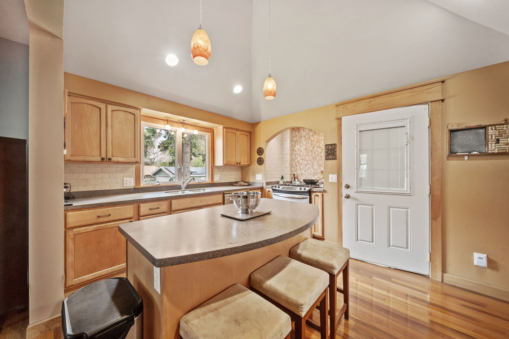 350-352 Harrison Street, West Chicago, IL 60185