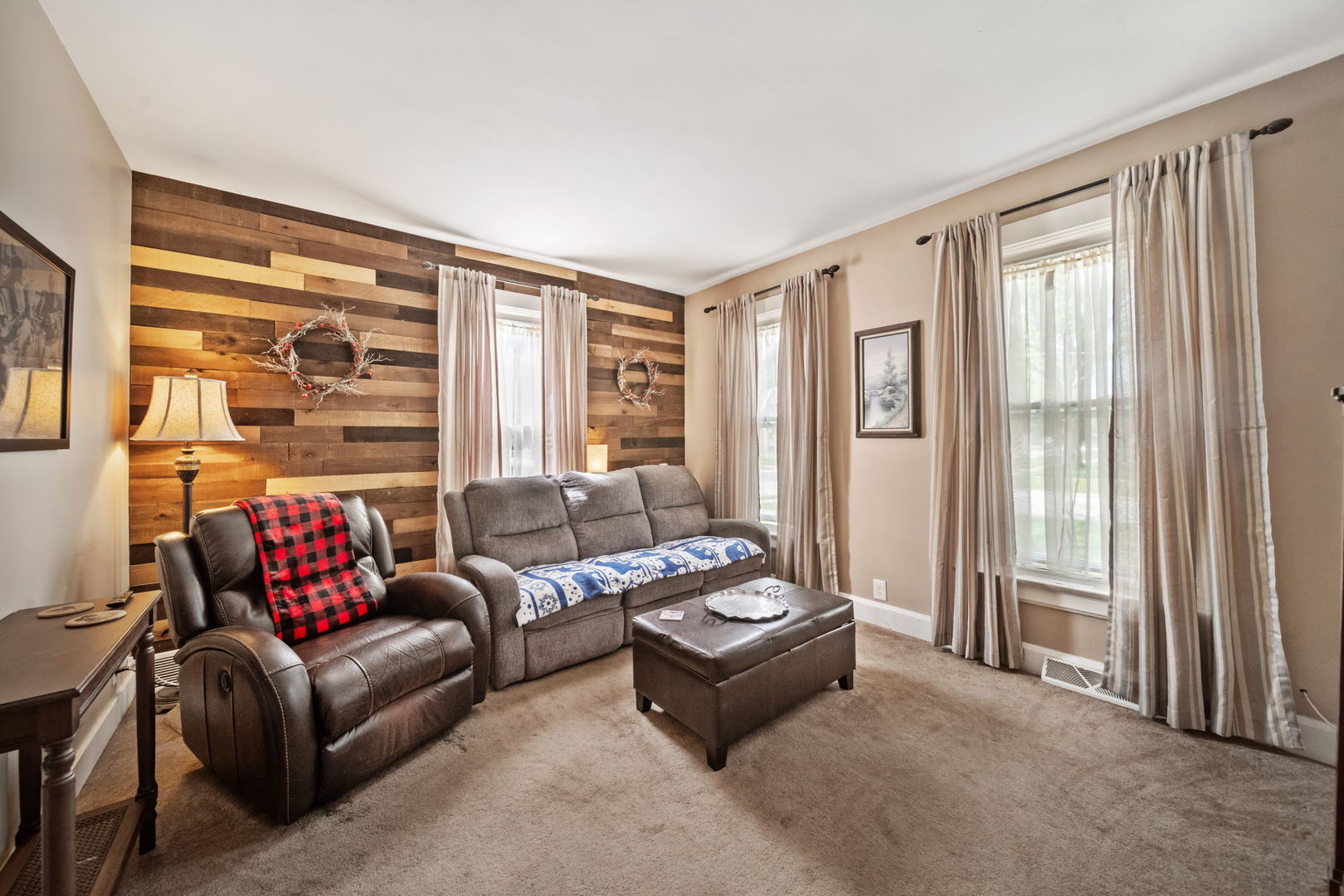 350-352 Harrison Street, West Chicago, IL 60185