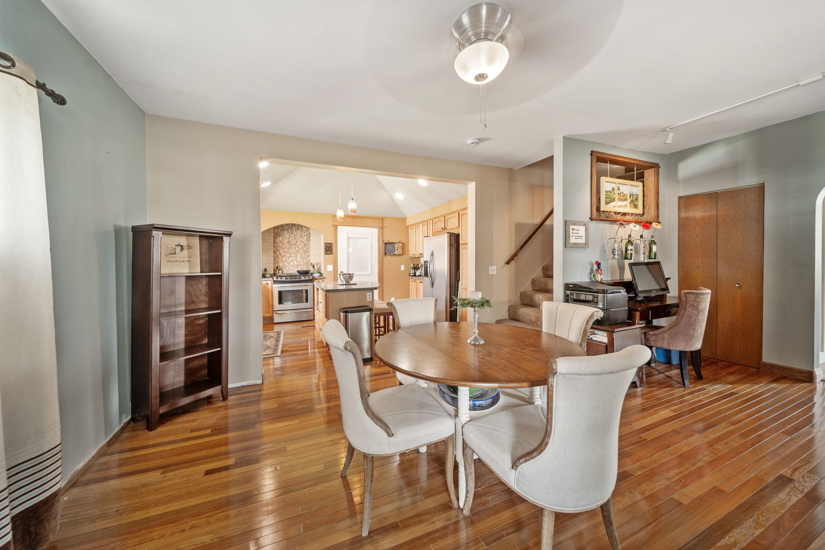 350-352 Harrison Street, West Chicago, IL 60185