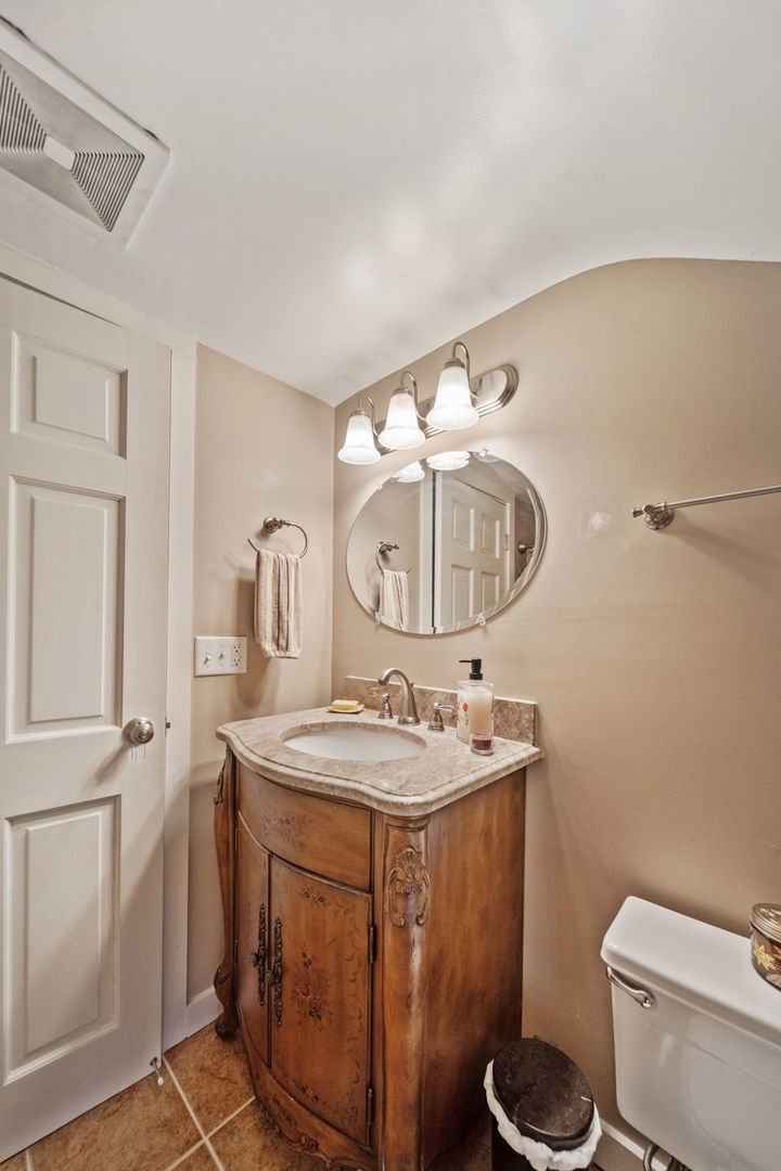 350-352 Harrison Street, West Chicago, IL 60185