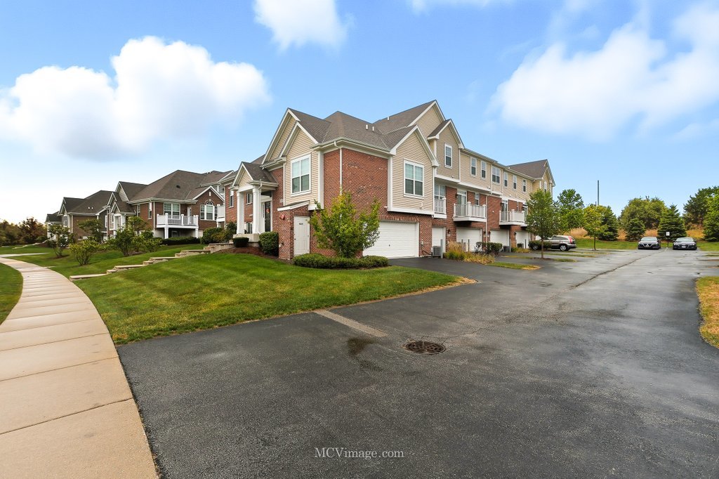 Naperville, IL 60564