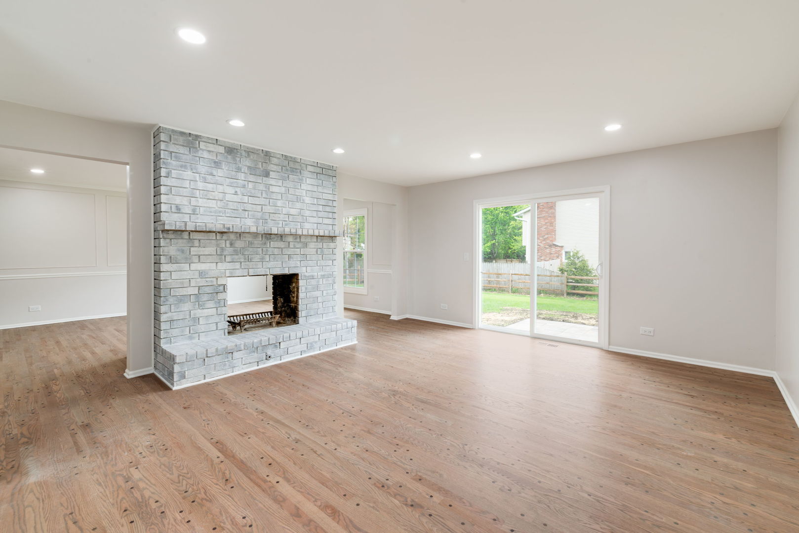 210 Westmoreland Lane, Naperville, IL 60540