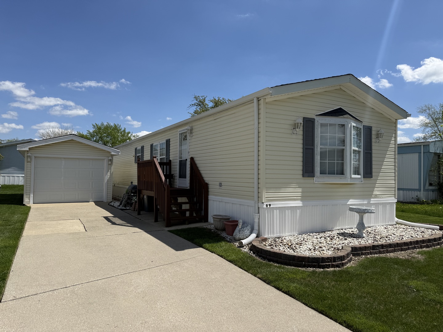 69 MEADOWLARK Lane, Beecher, IL 60401