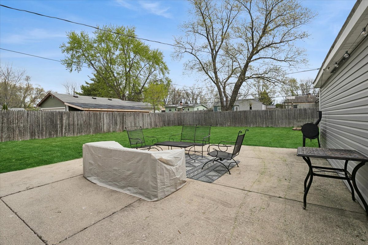 Lake Villa, IL 60046