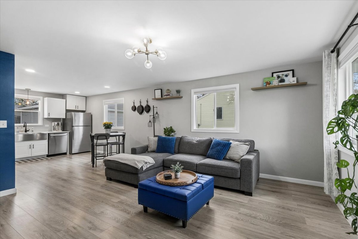 Lake Villa, IL 60046