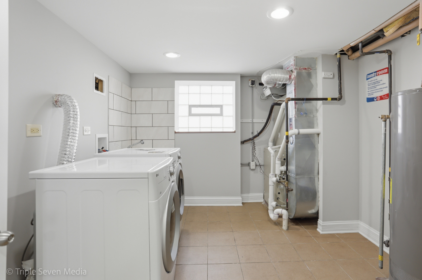 11326 S Parnell Avenue, Chicago, IL 60628