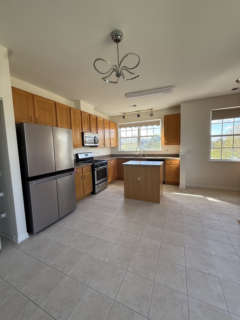 4245 Savoy Lane #4245, McHenry, IL 60050