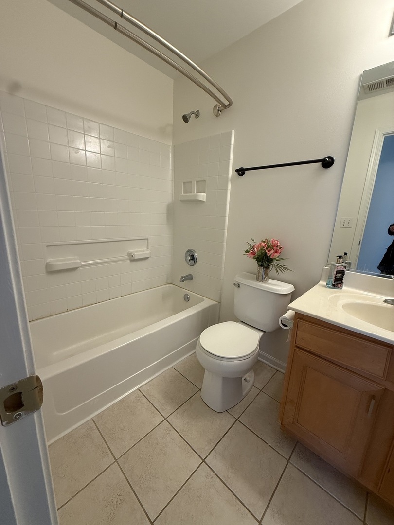 4245 Savoy Lane #4245, McHenry, IL 60050