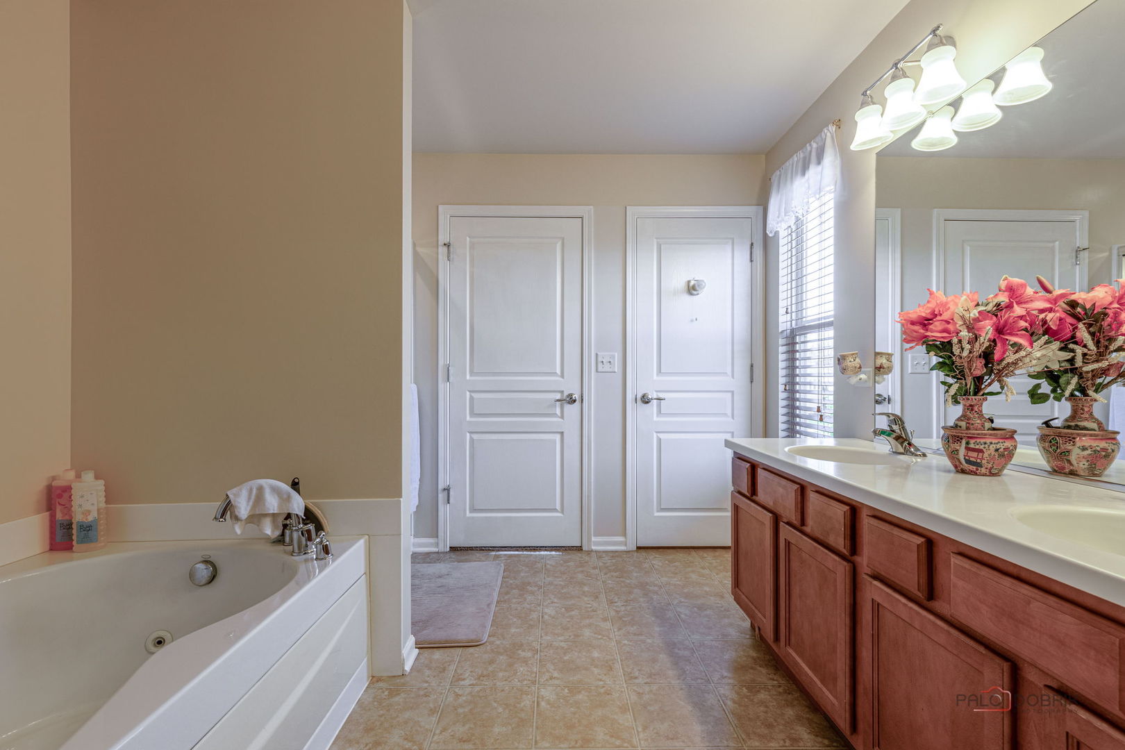 4004 Cypress Drive, Zion, IL 60099