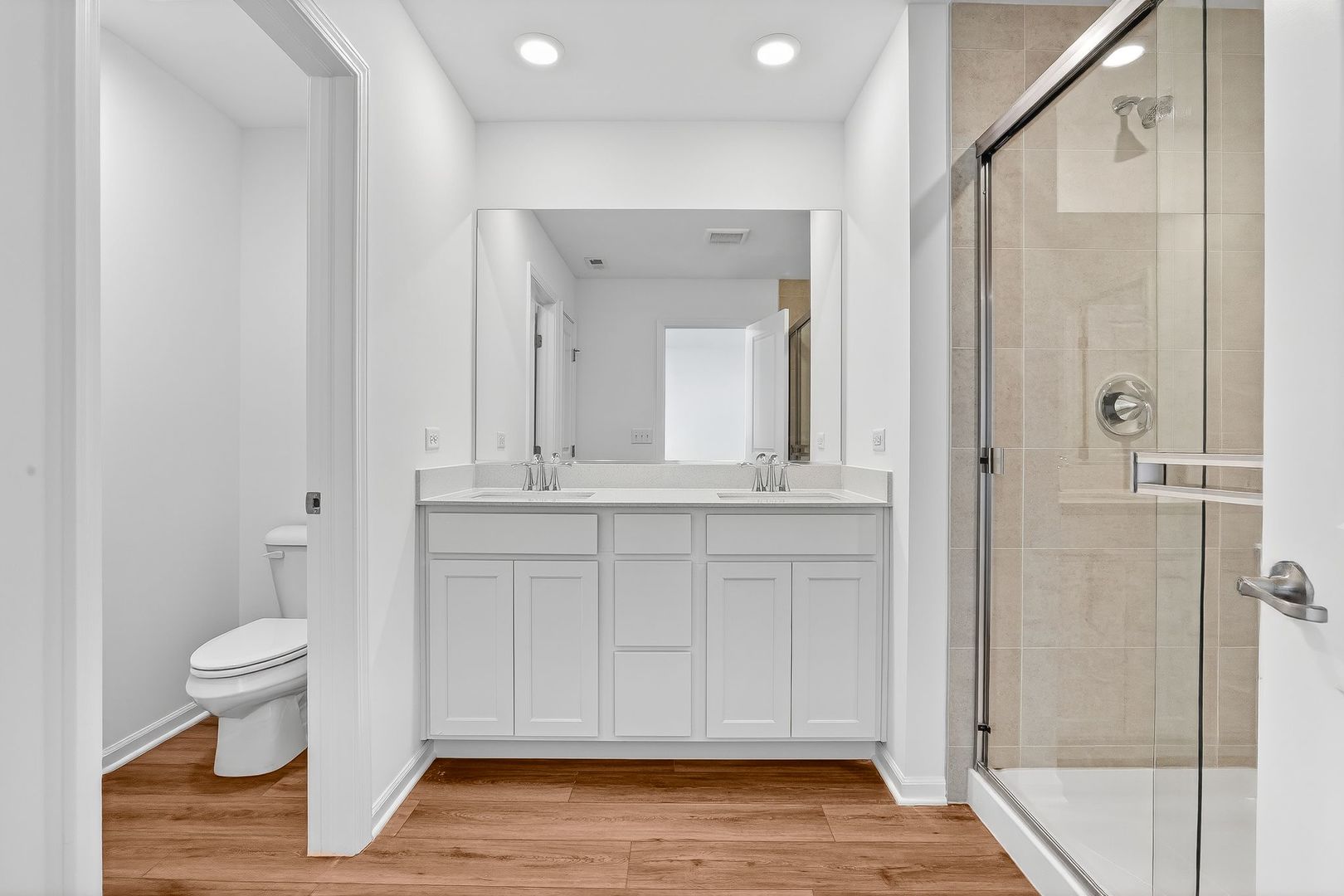 422 Red Oak Circle, Volo, IL 60020