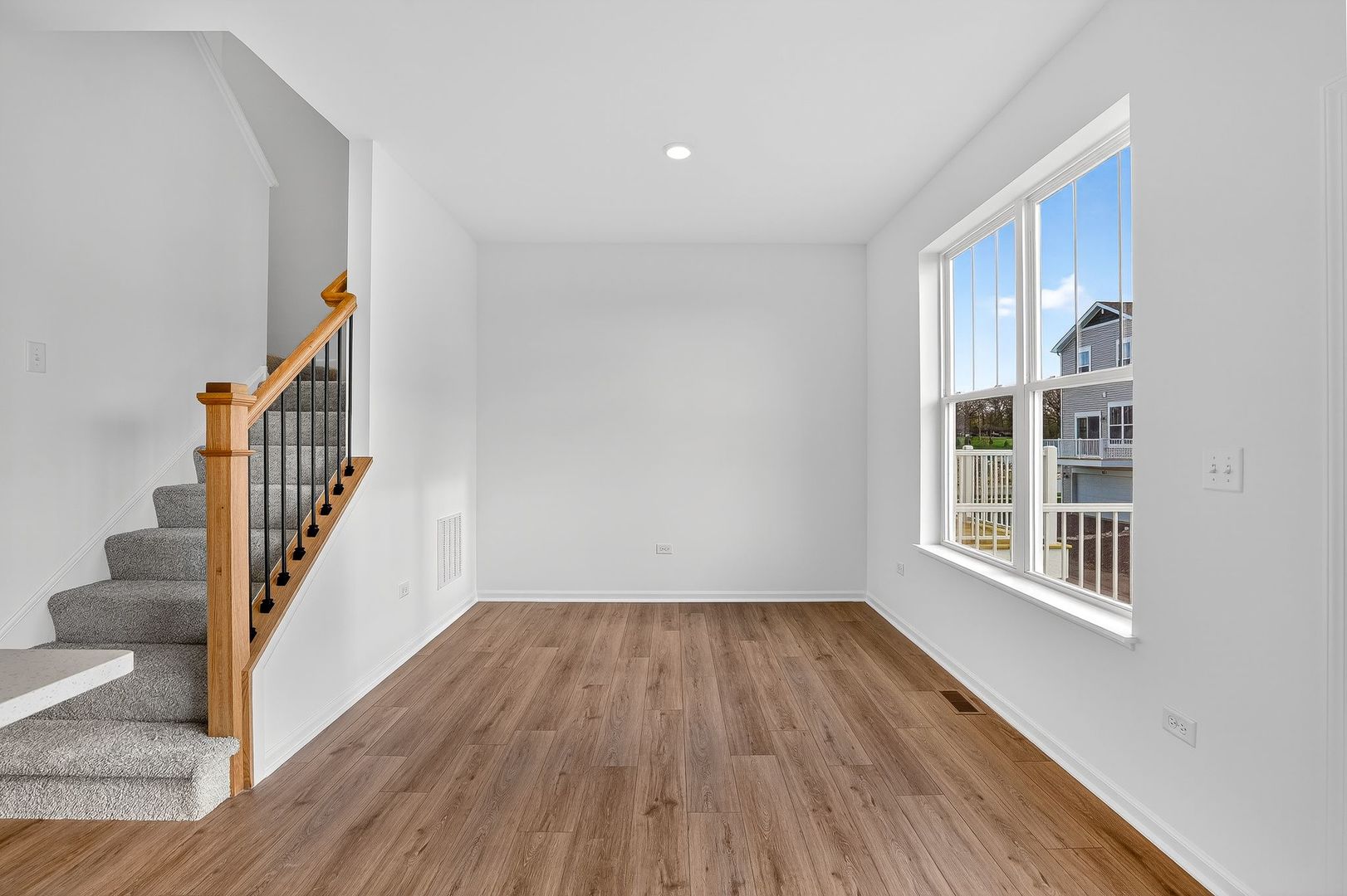 422 Red Oak Circle, Volo, IL 60020