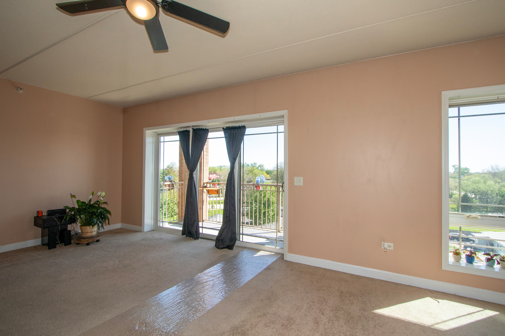 77 N Wolf Road #509, Northlake, IL 60164