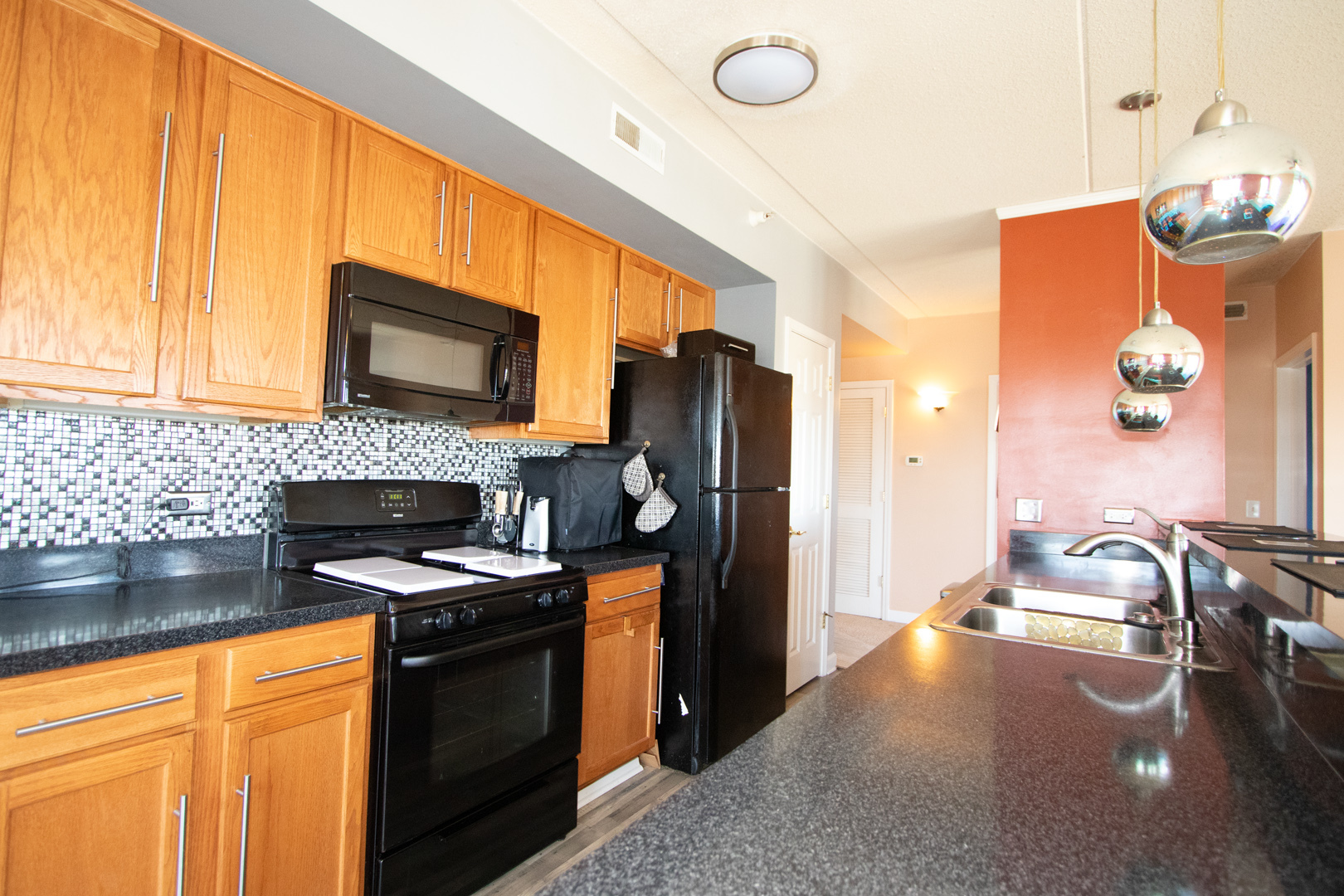 77 N Wolf Road #509, Northlake, IL 60164