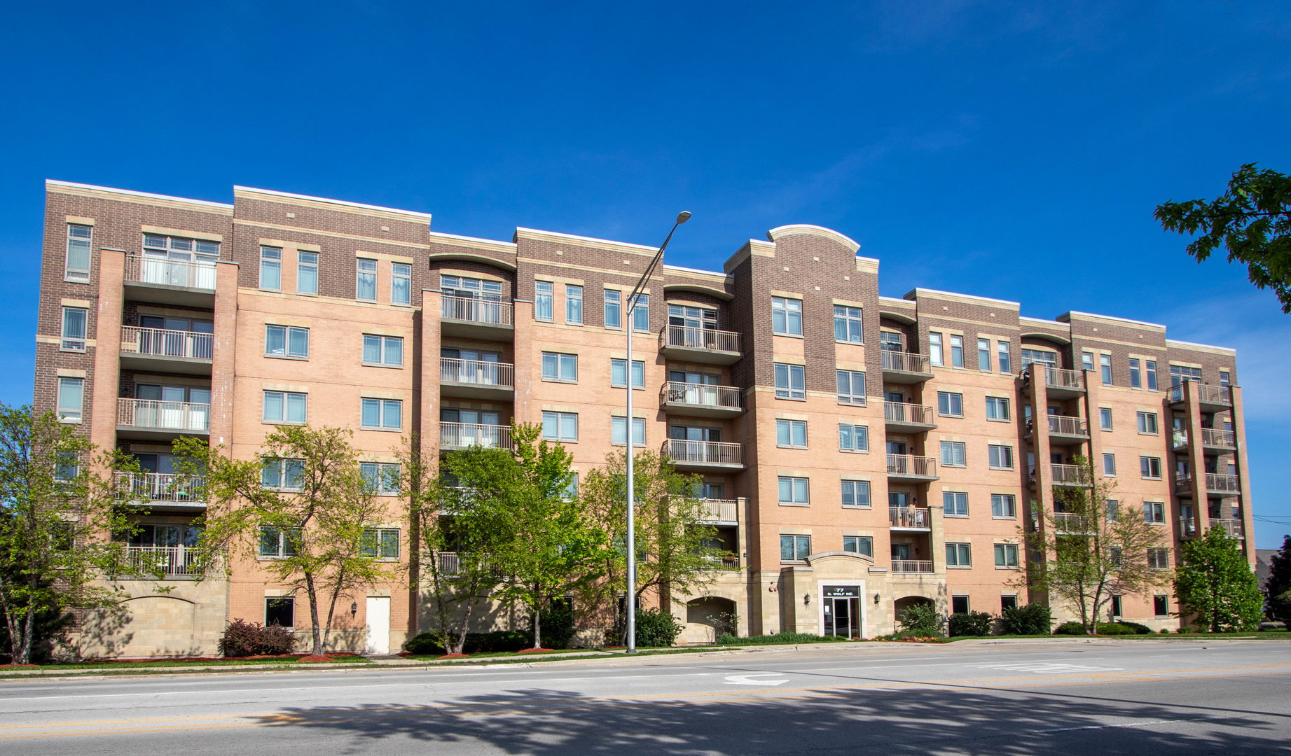 77 N Wolf Road #509, Northlake, IL 60164
