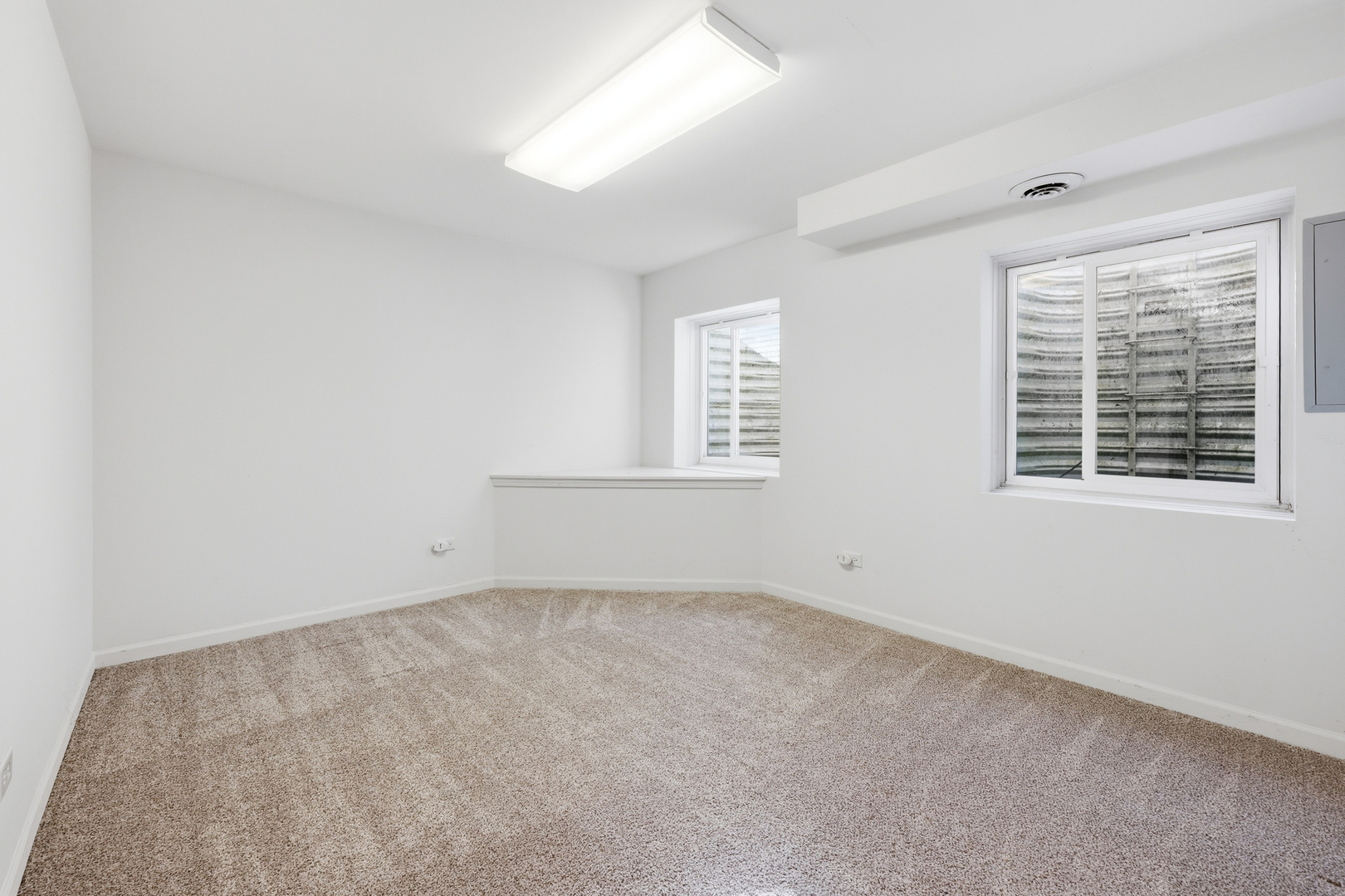 243 Garden Drive, Elgin, IL 60124