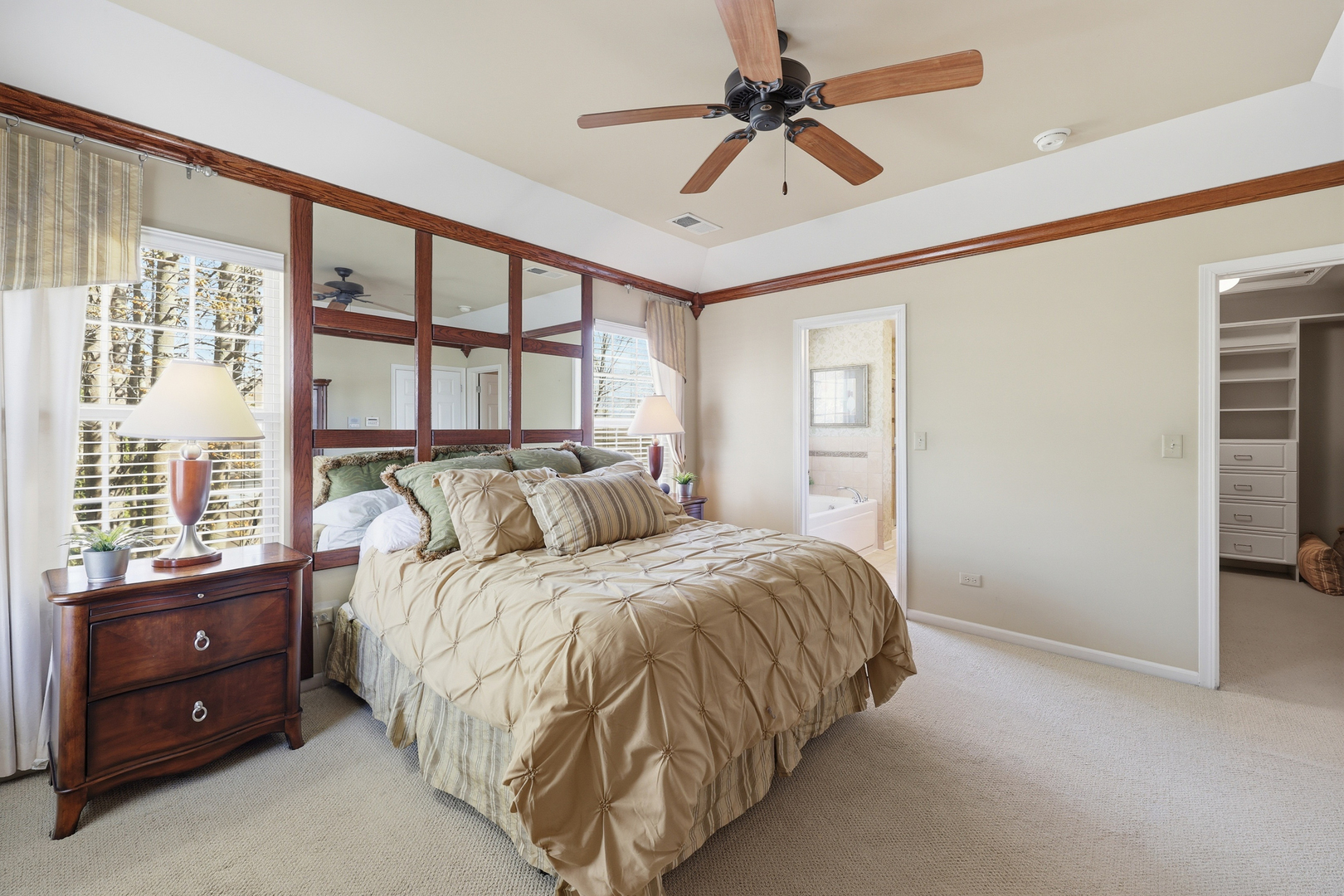 243 Garden Drive, Elgin, IL 60124