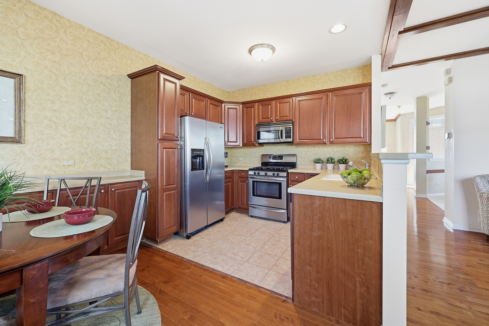 243 Garden Drive, Elgin, IL 60124