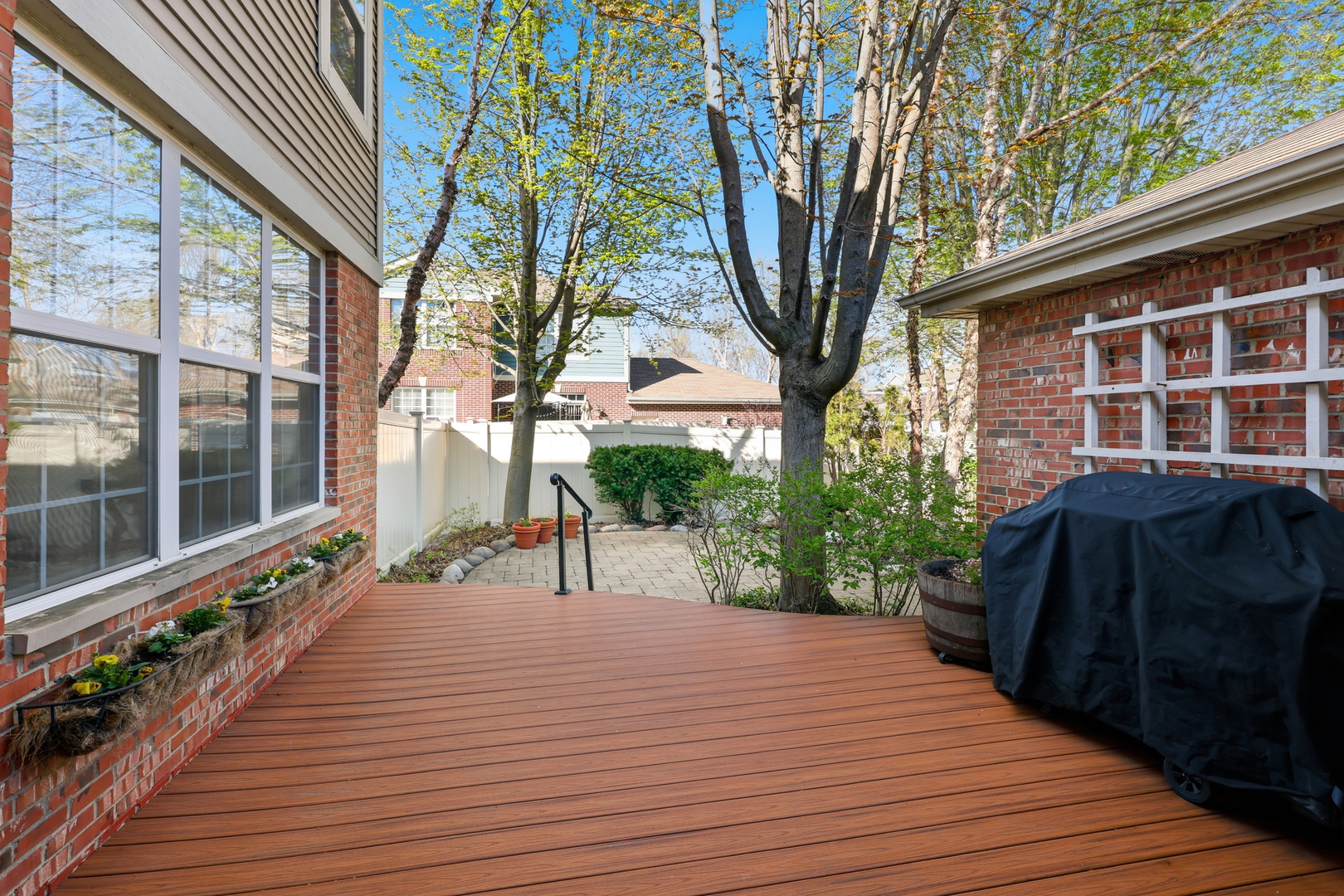 243 Garden Drive, Elgin, IL 60124